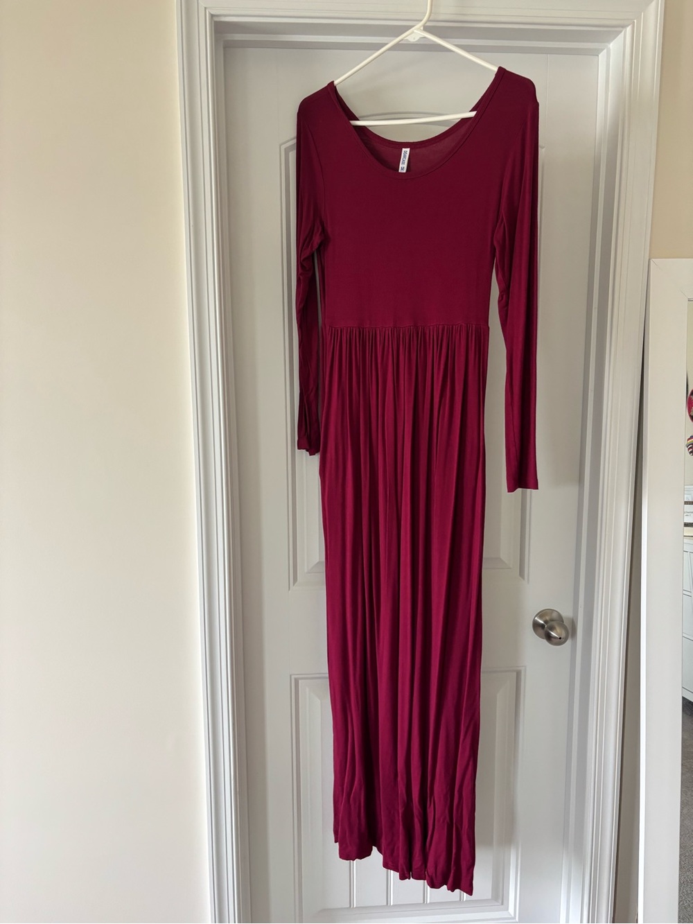 Long Sleeve Maxi Dress in Burgundy – Classic Scoop Neck
